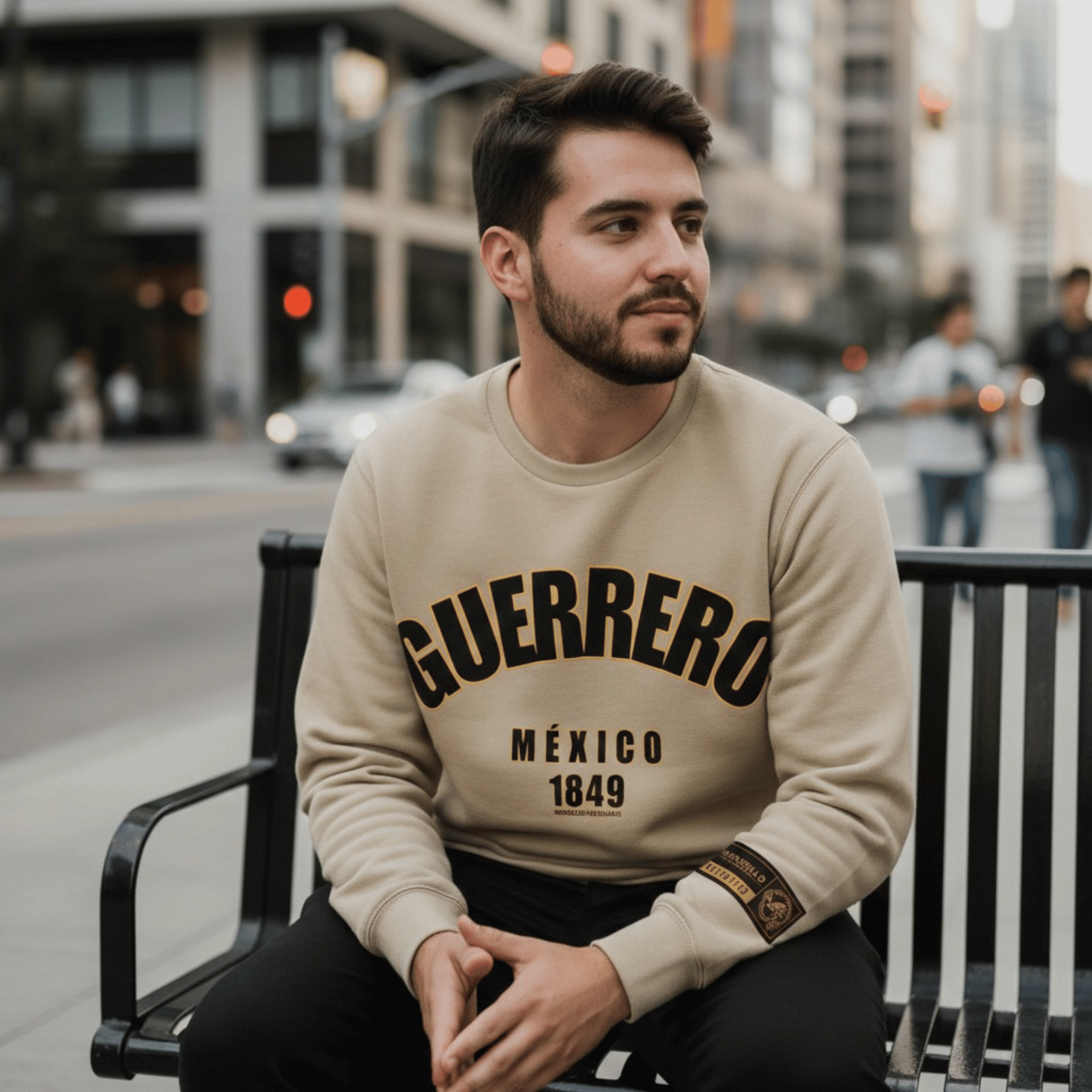 SUDADERA UNIVERSIDAD GUERRERO SANDSTONE