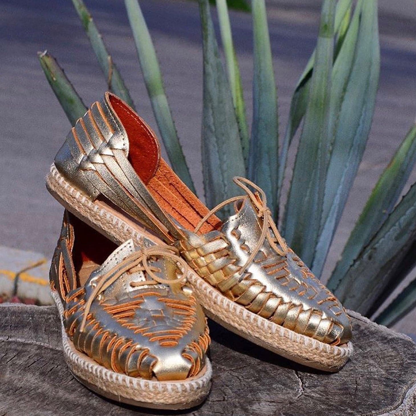Women Shoe (Oro Mecate)