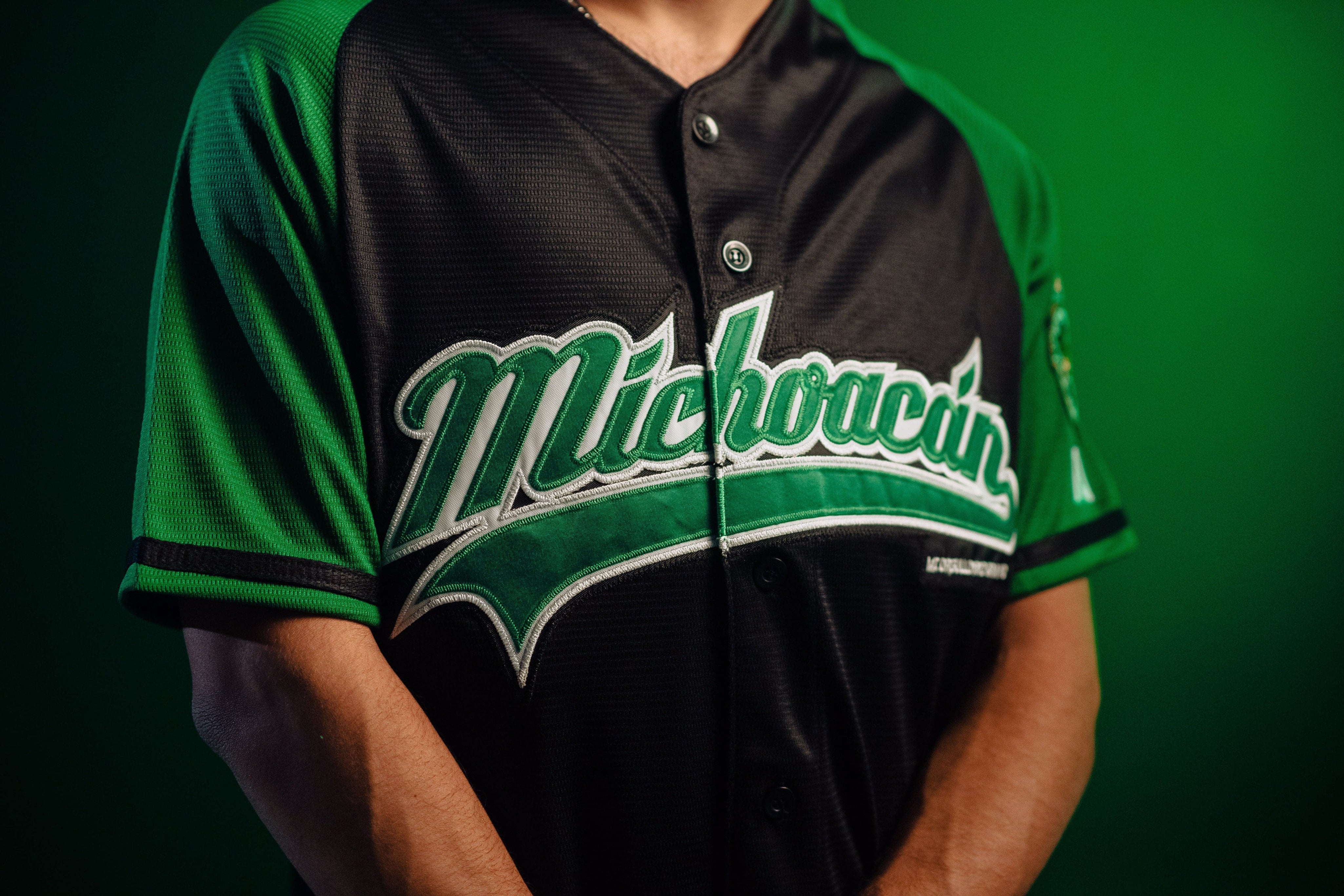 MICHOACÁN BLACK/GREEN JERSEY