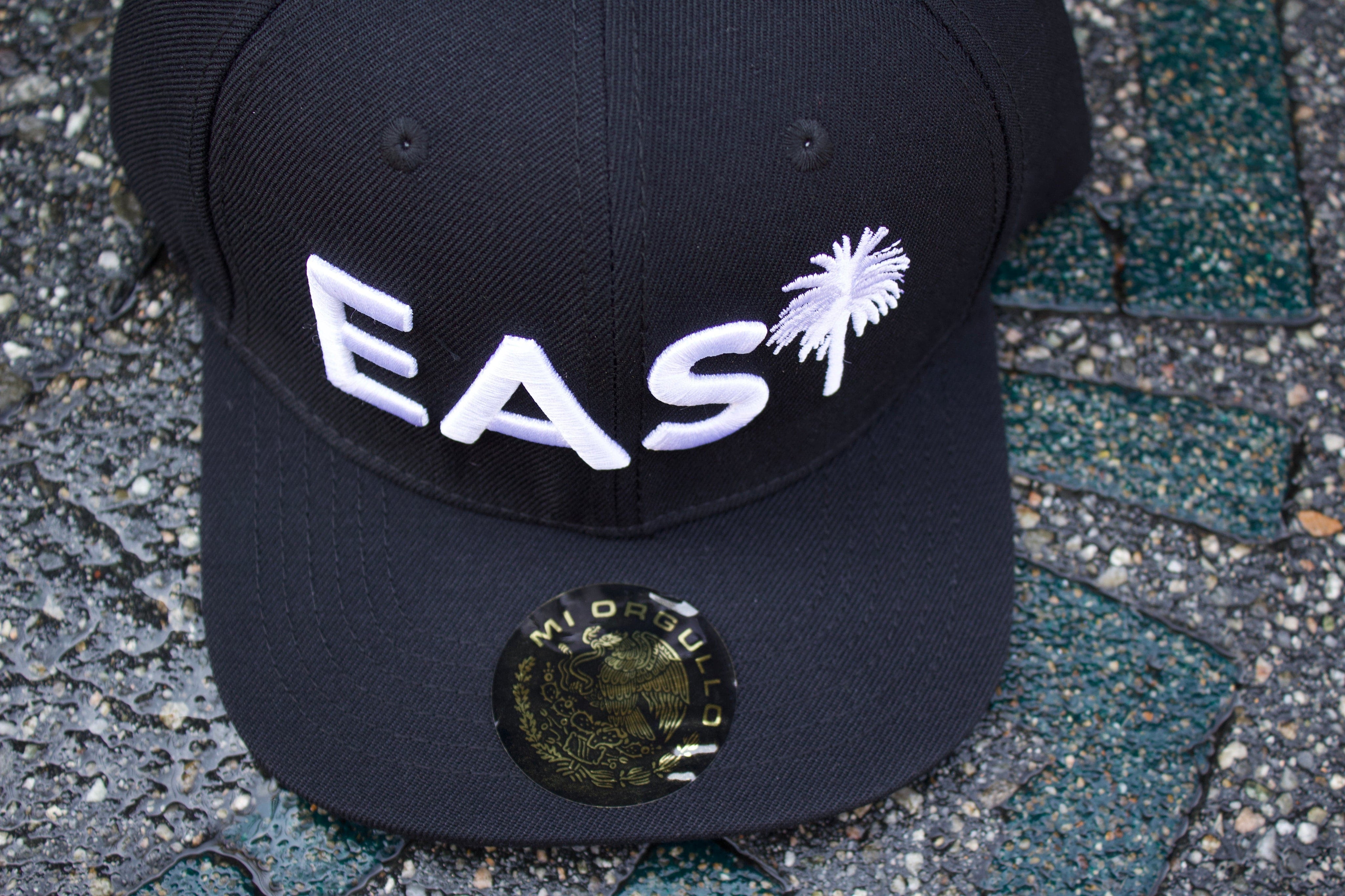 EAST BLACK SNAPBACK