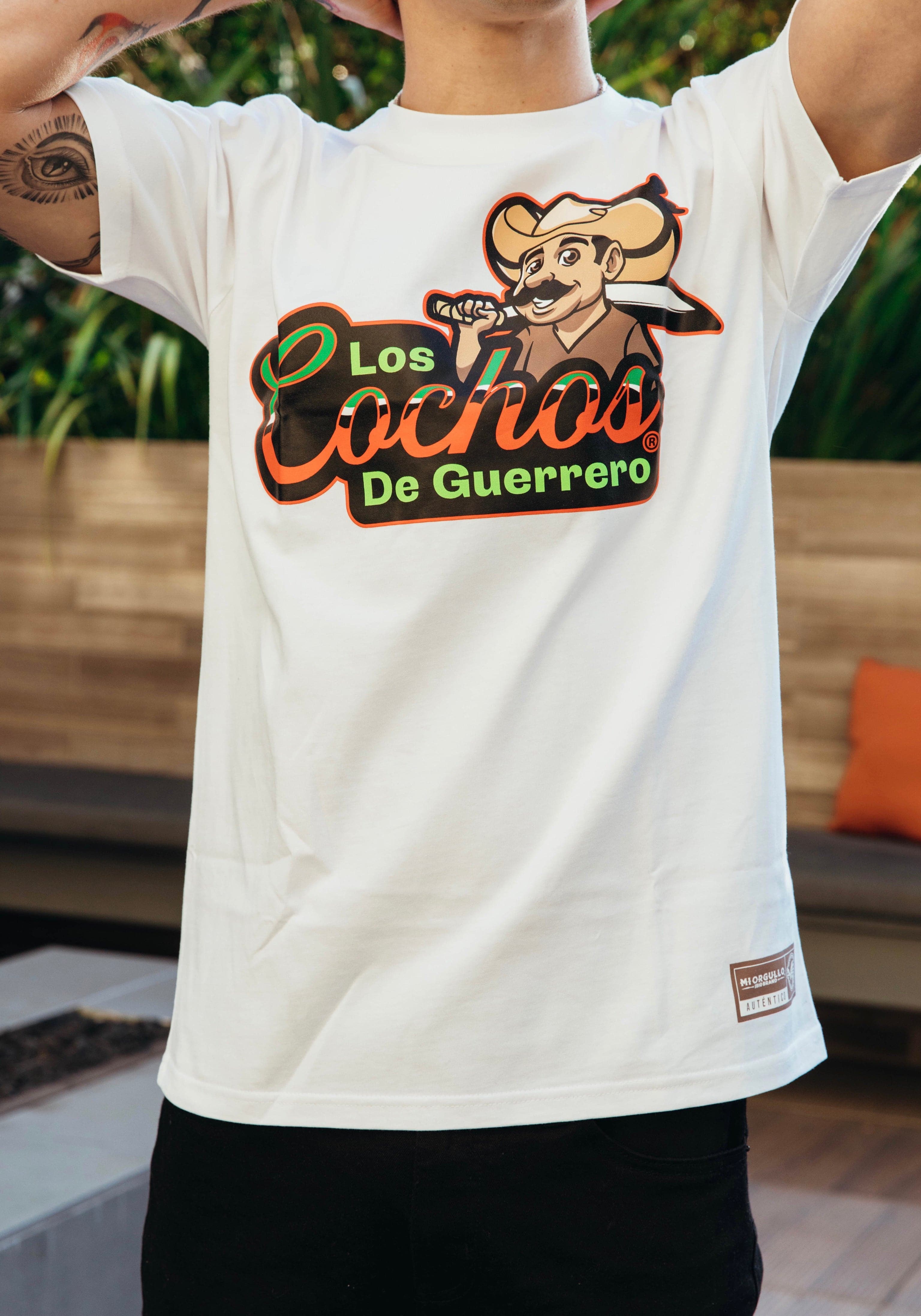 LOS COCHOS DE GUERRERO WHITE T-SHIRT