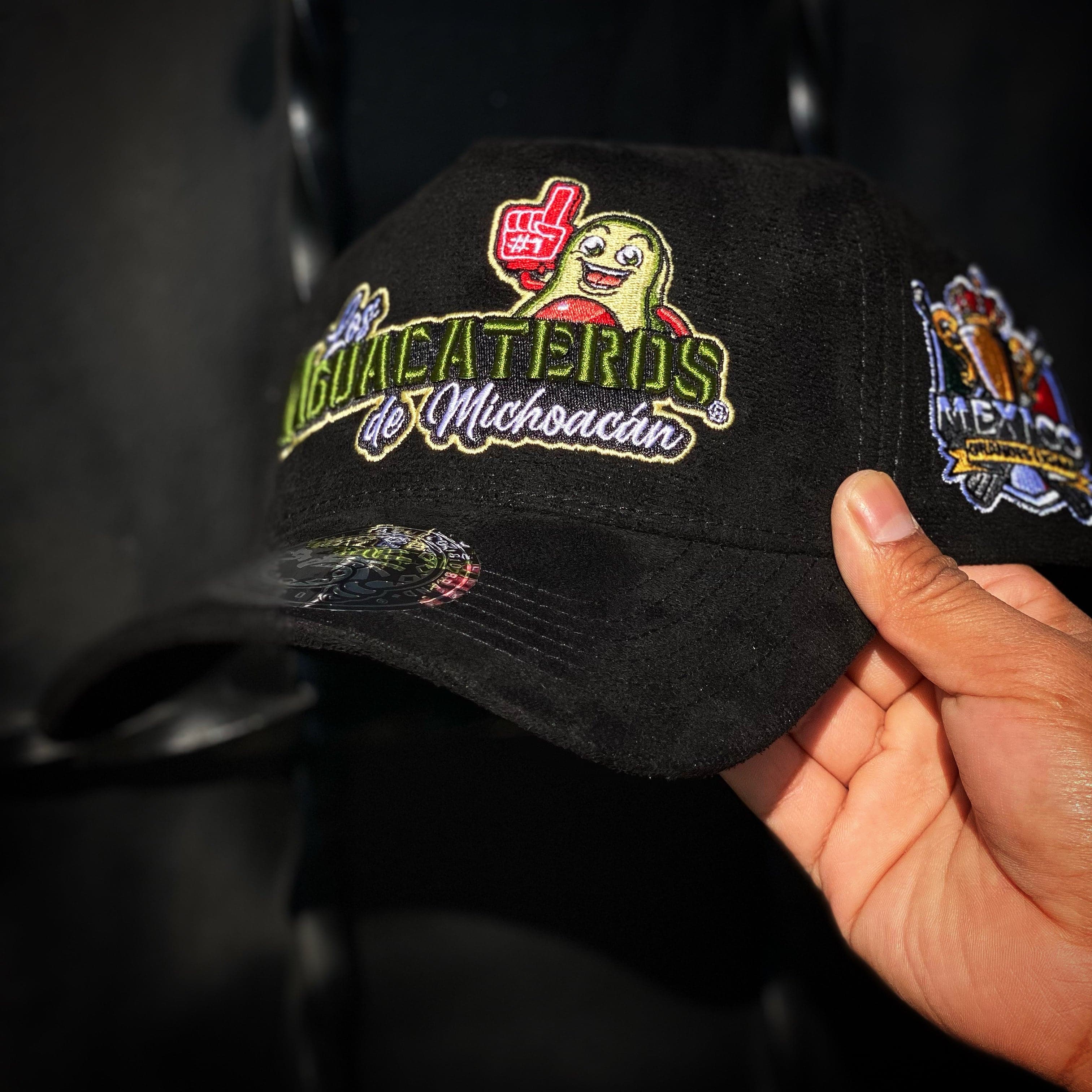 Los Aguacateros De Michoacan Hat Black Mesh Snapback-