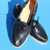 MEN SHOES (ELEGANTES AGUJETA)