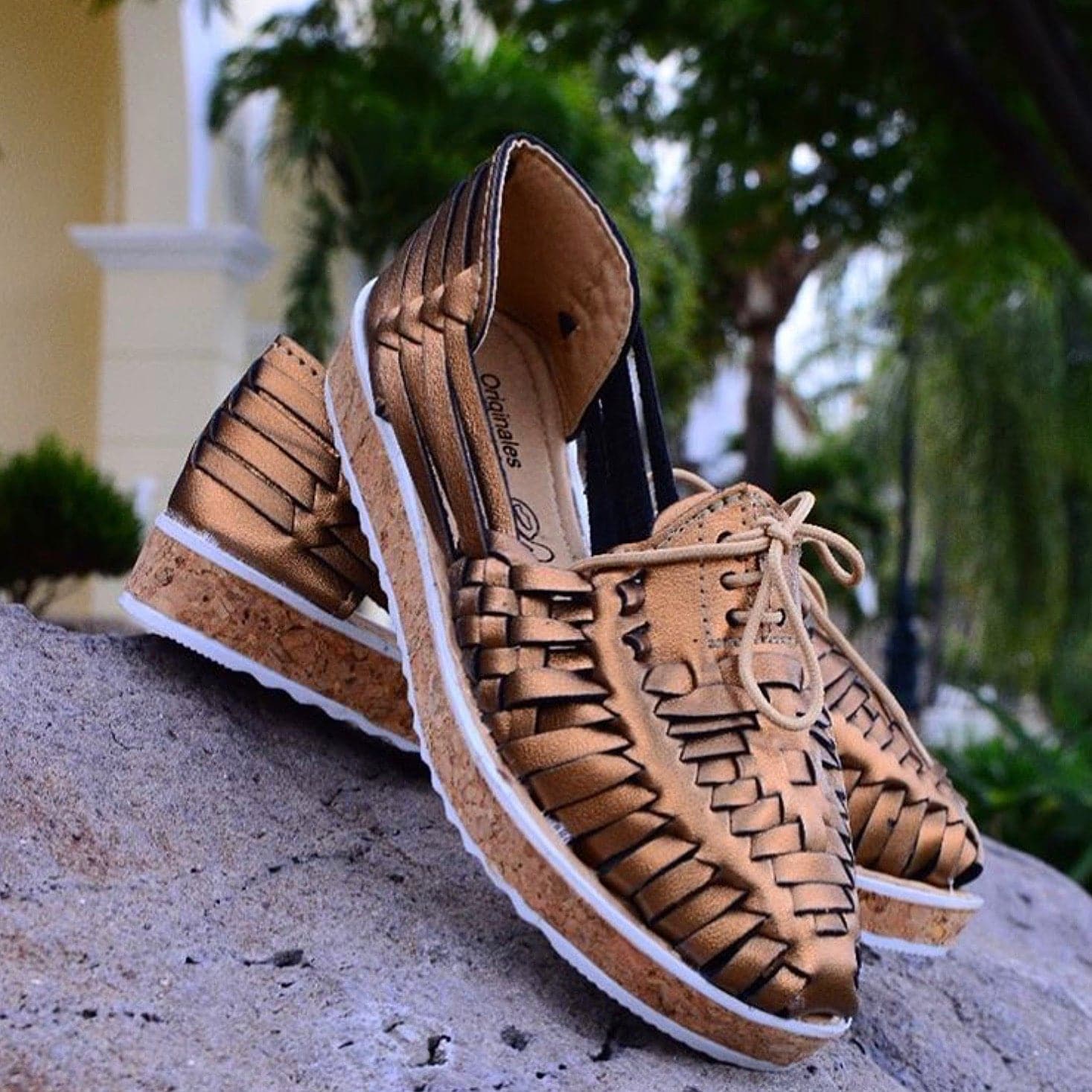 Women Shoe (Bronce Corcho)