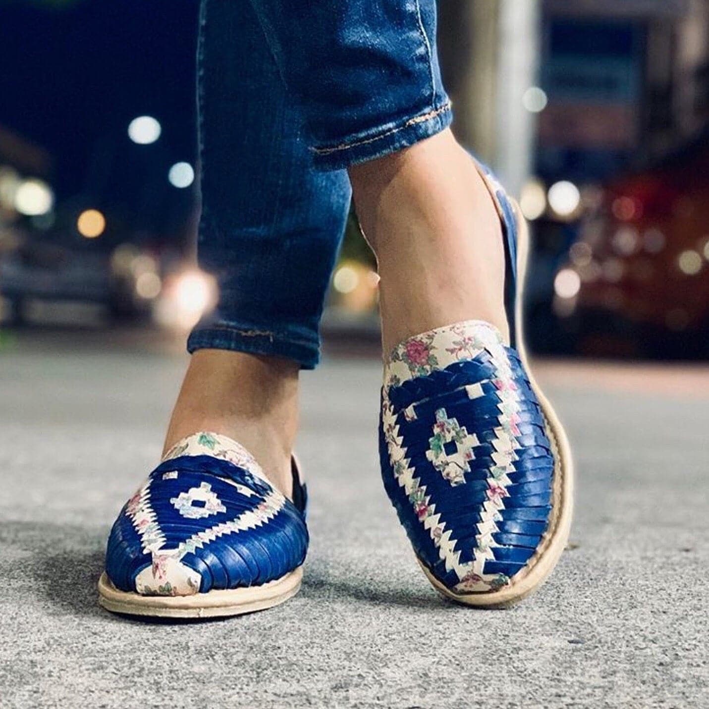 Women Shoe (Flor Azul)