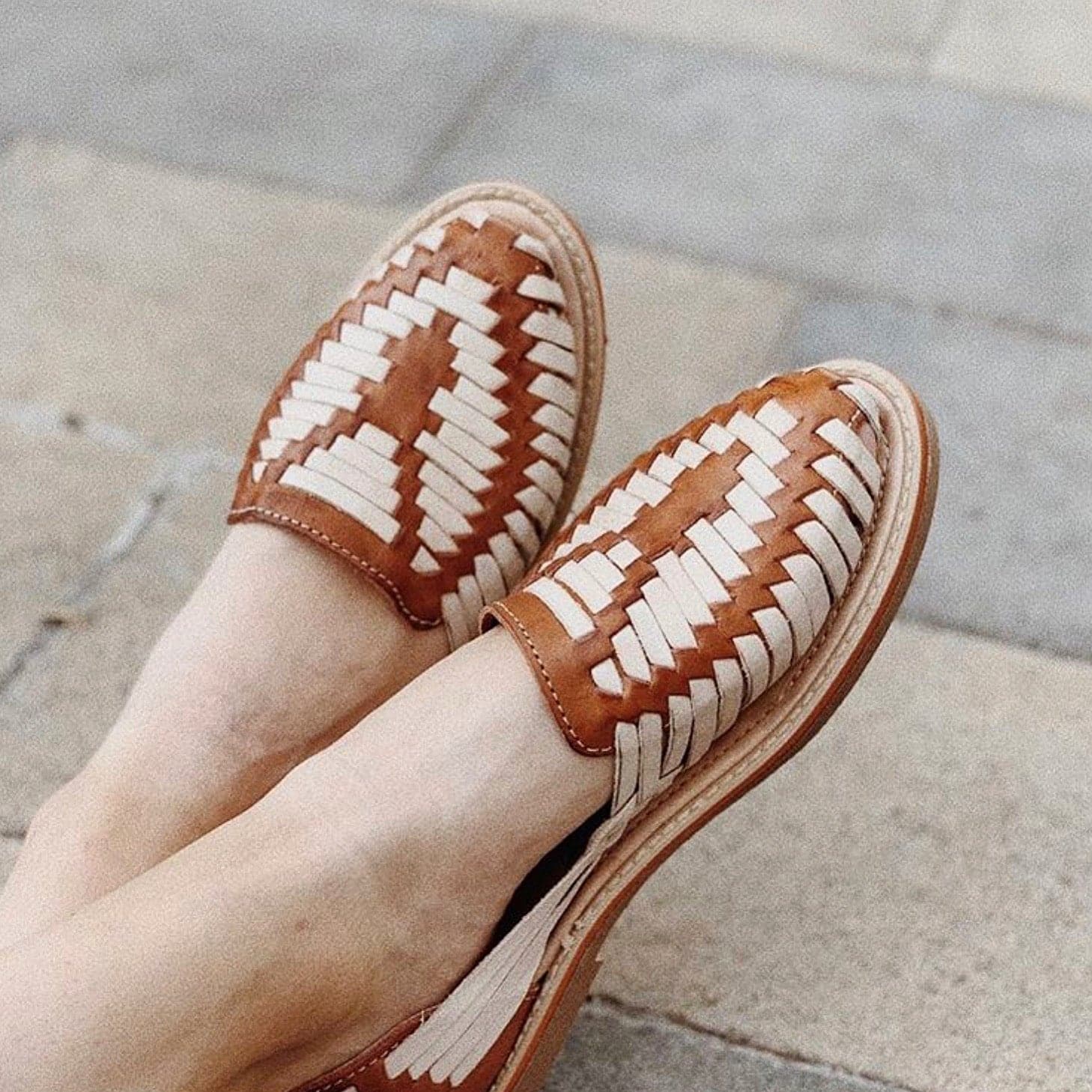 Women Shoe (Azteca Chedron)