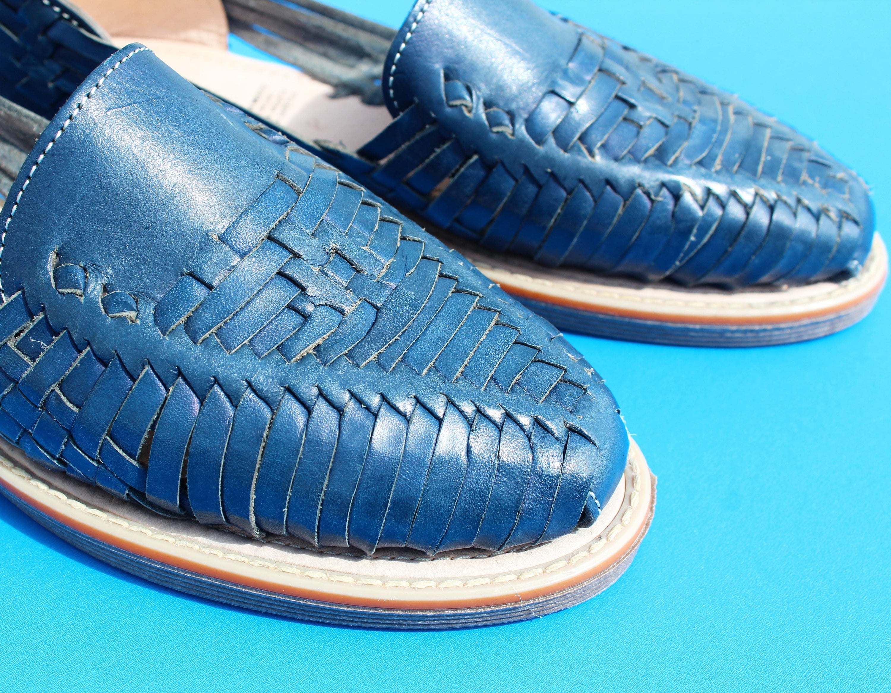 Women Shoe (Pitufo Azul)